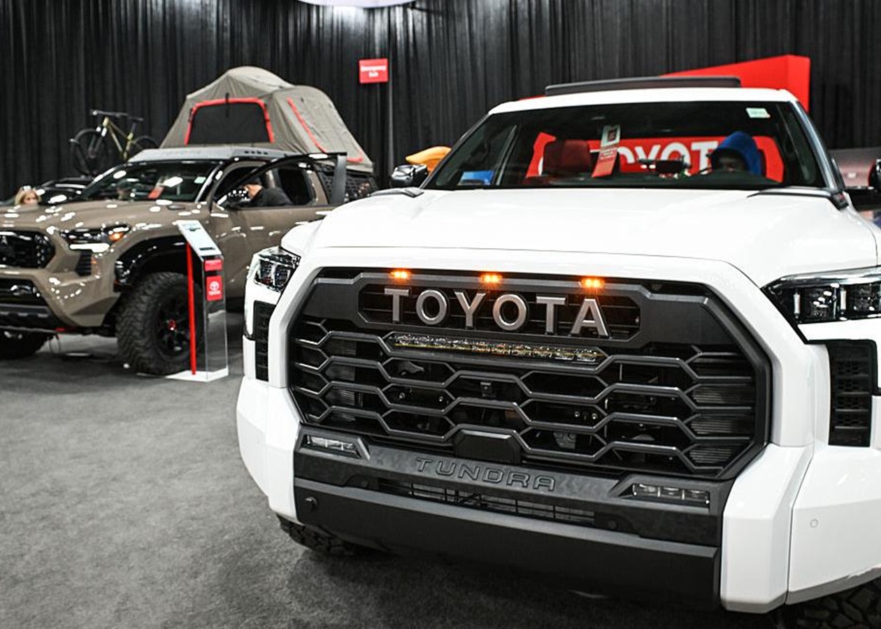 У Toyota рекордні продажі третій місяць поспіль
