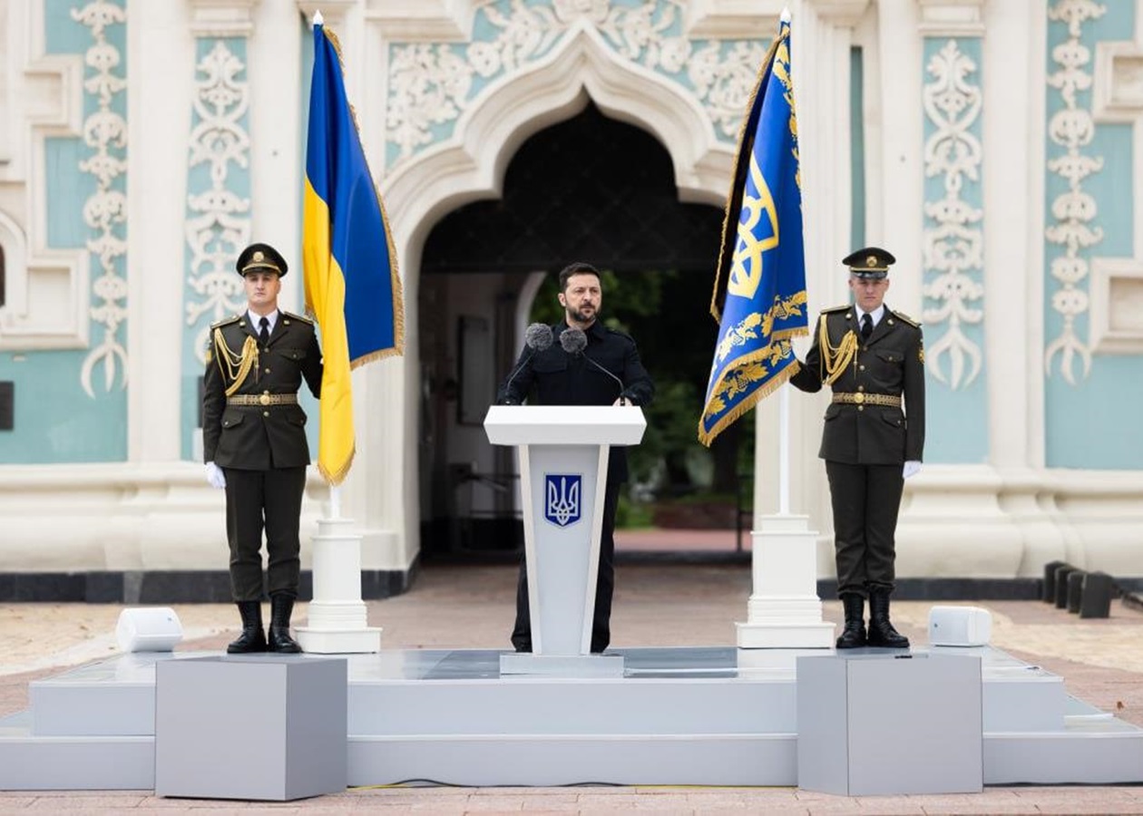 День Конституції: Зеленський звернувся до громадян
