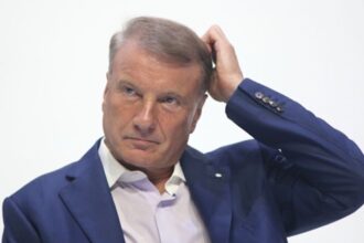 Голова Сбєрбанку попередив про складні часи в російській економіці