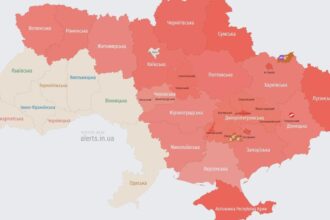 Ворог з артилерії вдарив по Херсону