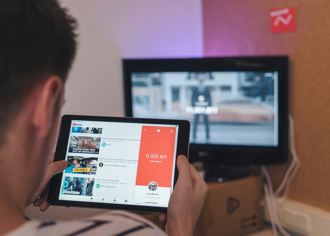 YouTube вводить жорсткіші правила монетизації