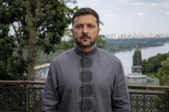 Зеленський привітав українців з Днем Державності