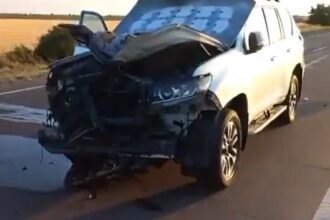 Дрон РФ врізався в авто головного рабина Херсона
