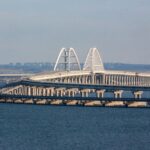 Затор з авто на Кримському мосту встановив рекорд - 22 кілометри