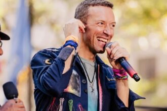Coldplay почали попереджати фанатів про камери на концерті