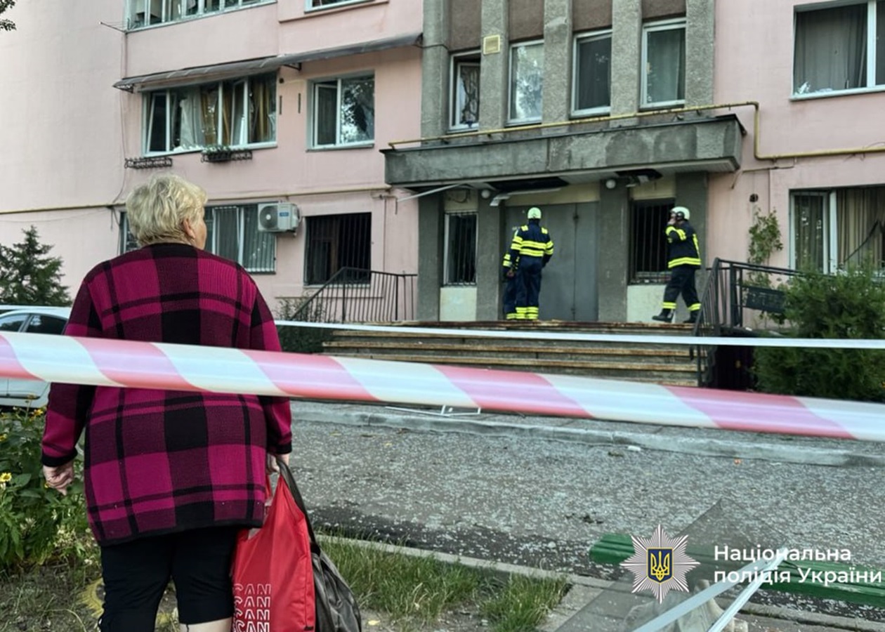 Поліція показала фото наслідків атаки по Черкасах
