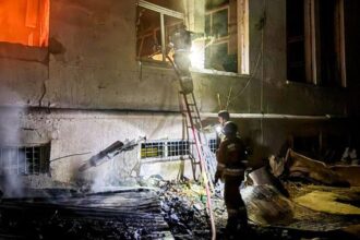 В ДСНС показали наслідки атаки дронів на Миколаїв