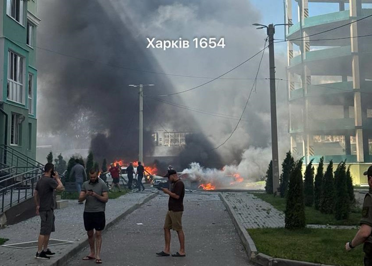 Центр Харкова зазнав удару КАБів, є поранені