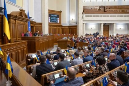 У Раді немає голосів на новий закон про НАБУ - ЗМІ
