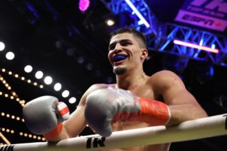 Заяс здобув перемогу над Гарсією у боротьбі за титул WBO