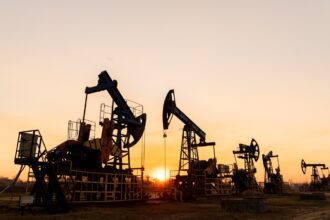 Експорт нафти з Росії у 2025 році значно впав - ЗМІ