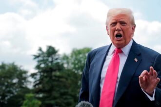 Трамп дав пораду "невдасі" Медведєву
