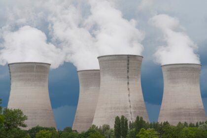 Казахстан доручив будівництво АЕС Китаю замість Росії