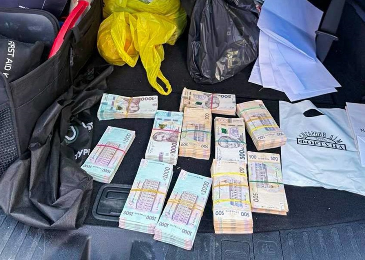 Стали відомі подробиці викриття нардепа на хабарі