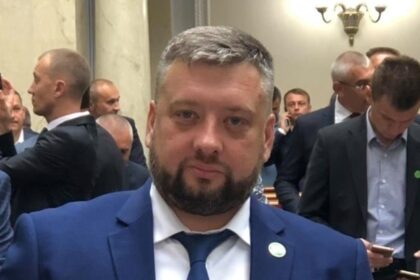 Нардепа Кузнєцова покарають за корупційний скандал