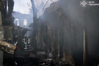 Обстріл Одещини: горіли радіоринок і гуртожиток