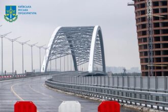Прокуратура вимагає стягнути 2 млрд за договором Подільського місту