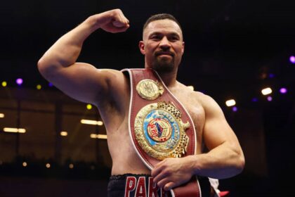 Названо суперників Паркера, якщо Усик відмовиться проводити з ним бій