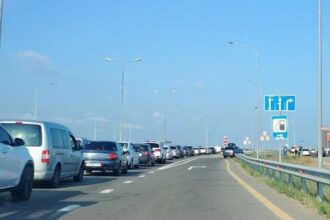 СюжетСитуація в Криму: без зв’язку і черга на міст