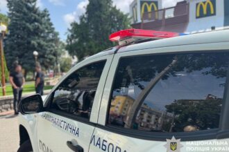 Поліція у Черкасах затримала чоловіка за стрілянину в McDonald's