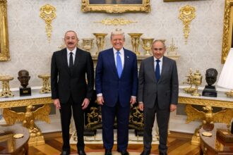 Вірменія і Азербайджан підписали мирну угоду у США
