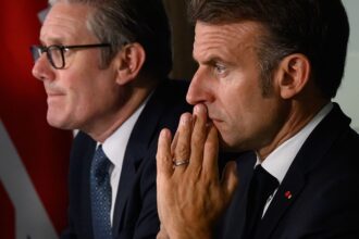 Переговори на Алясці: Макрон і Стармер домовилися взаємодіяти з Трампом