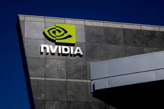 Nvidia та AMD віддаватимуть США долю доходів від продажу чипів у Китаї