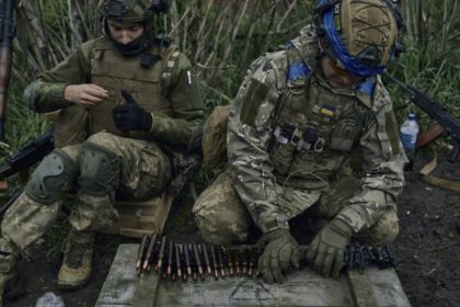 Латвія долучається до закупівлі зброї для України