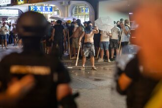 СюжетЕскалація в Сербії: мітинги стають вуличними боями