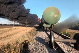З'явились кадри знищення поїзду РФ на Запоріжжі