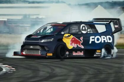 Новий рекорд Ford на Нюрбургрингу встановив спортивний електрофургон
