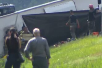 У США перекинувся туристичний автобус: є жертви